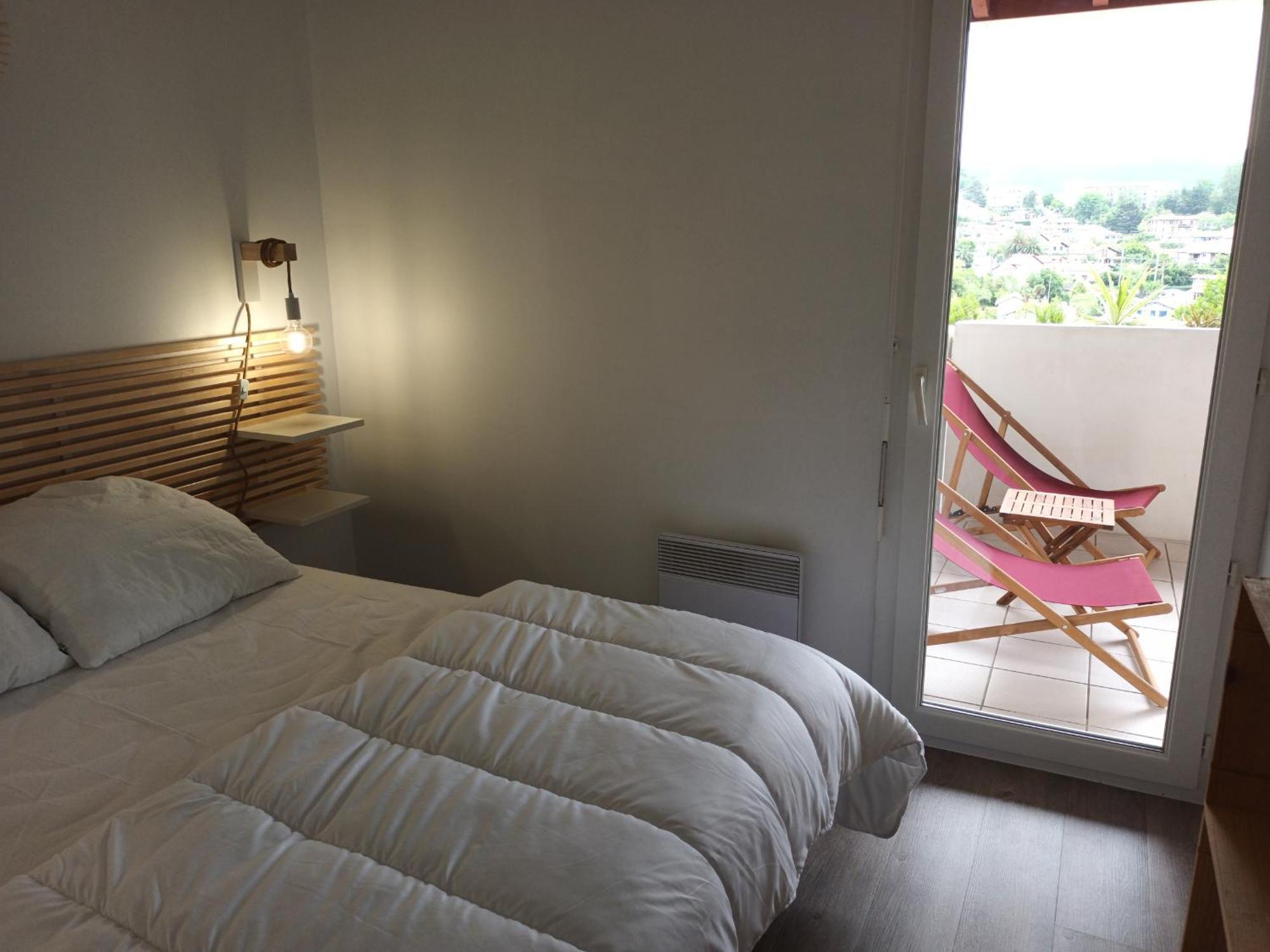 Appart. 2* A Hendaye, Proche Centre, Parking Privatif - Fr-1-239-777 Apartment Exterior photo