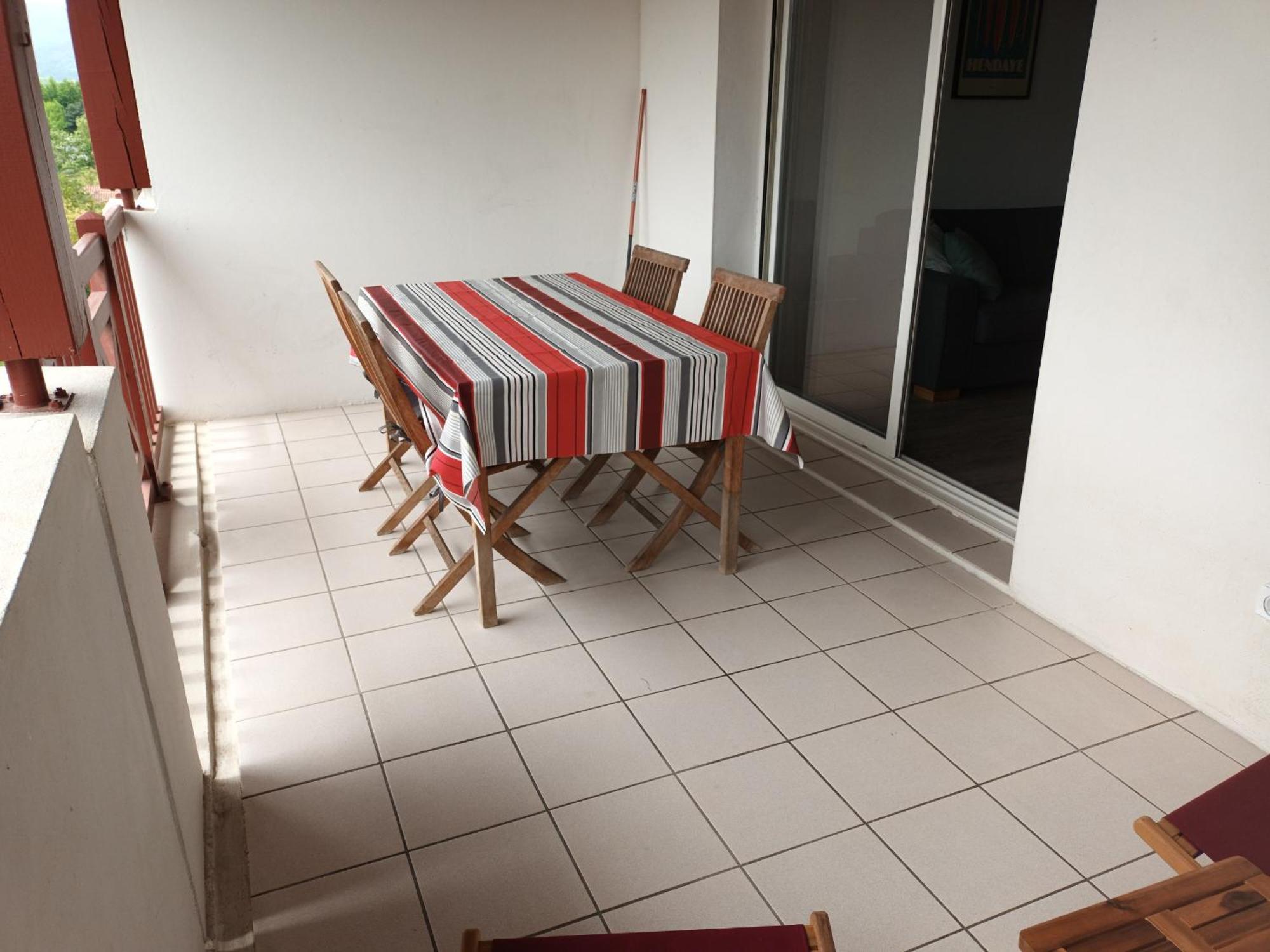 Appart. 2* A Hendaye, Proche Centre, Parking Privatif - Fr-1-239-777 Apartment Exterior photo